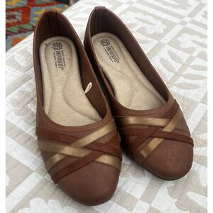 Harborsides Flats Brown with Multicolor Straps, Memory Foam, Women's Size 9W